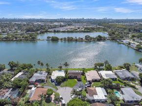 1774 NW 39th Pl, Oakland Park FL 33309