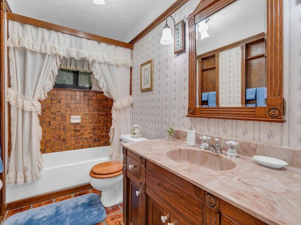 1774 NW 39th Pl, Oakland Park FL 33309