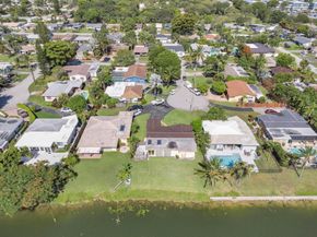 1774 NW 39th Pl, Oakland Park FL 33309