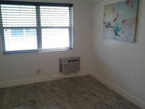 1933 Dewey St, Hollywood FL 33020