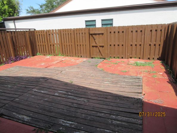 1760 NW 72nd Avenue 81, Plantation FL 33313