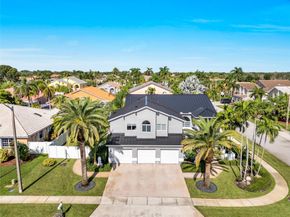 960 NW 201st Ter, Pembroke Pines FL 33029