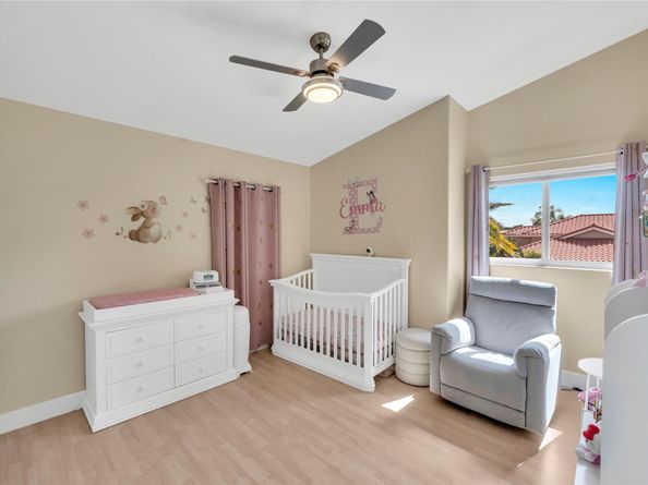 960 NW 201st Ter, Pembroke Pines FL 33029