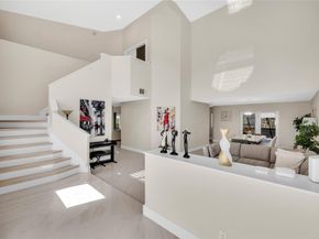 960 NW 201st Ter, Pembroke Pines FL 33029