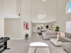 960 NW 201st Ter, Pembroke Pines FL 33029