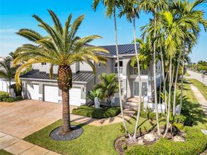 960 NW 201st Ter, Pembroke Pines FL 33029