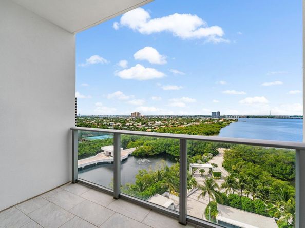 5000 N Ocean Drive 1003, Singer Island FL 33404