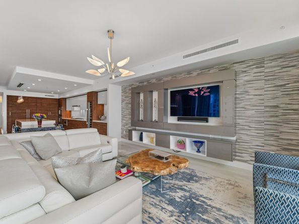 5000 N Ocean Drive 1003, Singer Island FL 33404