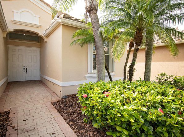 9947 Torino Drive, Lake Worth FL 33467