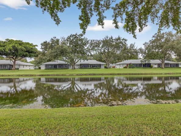 8902 Meadowlark Way, Boca Raton FL 33496