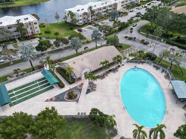 7350 N Devon Dr 204, Tamarac FL 33321