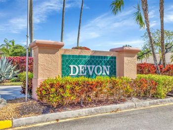 7350 N Devon Dr