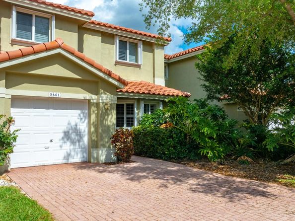5661 NW 125th Avenue, Coral Springs FL 33076