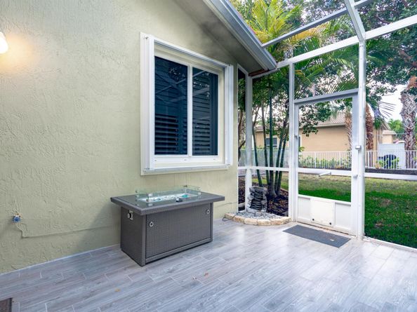 5661 NW 125th Avenue, Coral Springs FL 33076