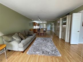 3051 S Palm Aire Dr 204, Pompano Beach FL 33069