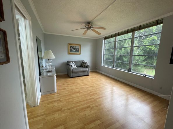 3051 S Palm Aire Dr 204, Pompano Beach FL 33069