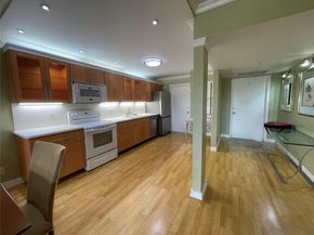 3051 S Palm Aire Dr 204, Pompano Beach FL 33069