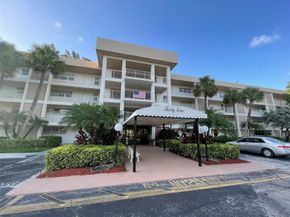 3051 S Palm Aire Dr 204, Pompano Beach FL 33069