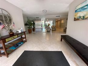 3051 S Palm Aire Dr 204, Pompano Beach FL 33069