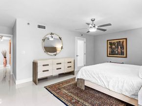 7572 Regency Lake Drive 301, Boca Raton FL 33433