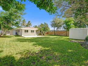 3821 NW 3rd Ave, Oakland Park FL 33309