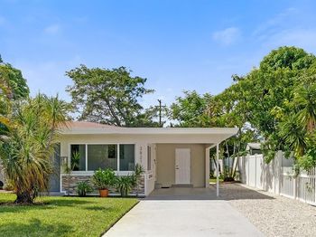 3821 NW 3rd Ave