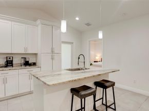 627 47th St, West Palm Beach FL 33407