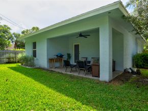627 47th St, West Palm Beach FL 33407