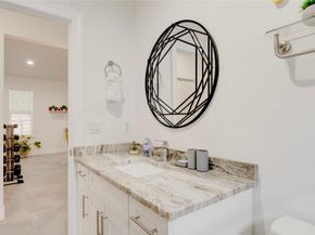 627 47th St, West Palm Beach FL 33407