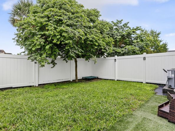 1065 Rio Court, Deerfield Beach FL 33064