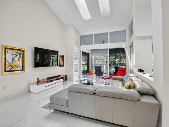2421 NW 59th Street 303, Boca Raton FL 33496