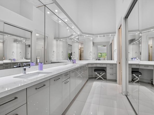 2421 NW 59th Street 303, Boca Raton FL 33496