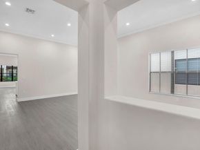 8504 NW 37th Ct, Pembroke Pines FL 33024