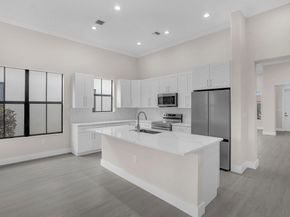 8504 NW 37th Ct, Pembroke Pines FL 33024