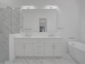 8504 NW 37th Ct, Pembroke Pines FL 33024