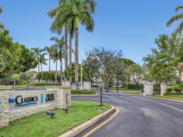 2076 Cezanne Road, West Palm Beach FL 33409