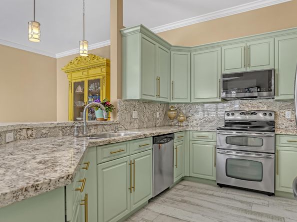 2076 Cezanne Road, West Palm Beach FL 33409