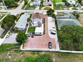 305 Cypress Drive E 1,2,3,4,5, Lake Park FL 33403