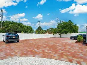 305 Cypress Drive E 1,2,3,4,5, Lake Park FL 33403