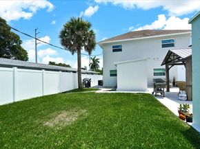 305 Cypress Drive E 1,2,3,4,5, Lake Park FL 33403