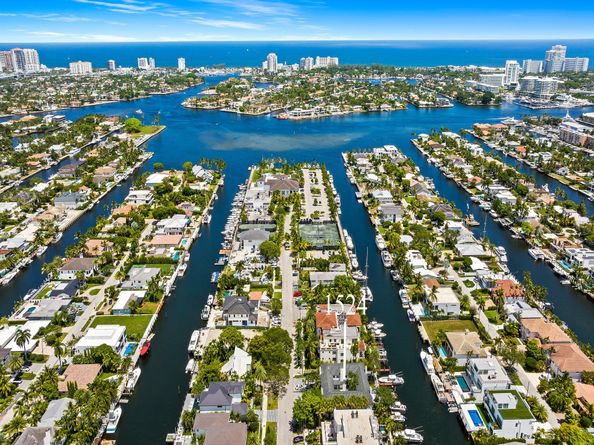 1524 SE 12TH St 5, Fort Lauderdale FL 33316