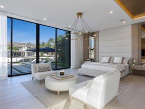 207 W Coconut Palm Road, Boca Raton FL 33432