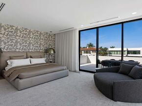 207 W Coconut Palm Road, Boca Raton FL 33432