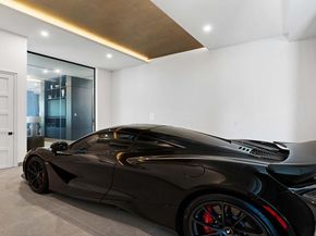 207 W Coconut Palm Road, Boca Raton FL 33432