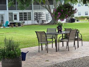160 Markham H H, Deerfield Beach FL 33442