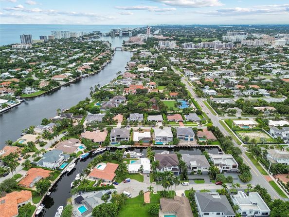 531 Silver Ln, Boca Raton FL 33432