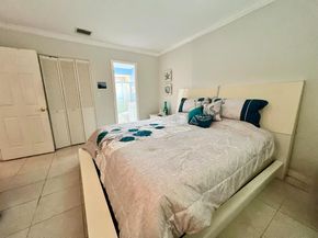 5161 W Oakland Park Boulevard 206, Lauderdale Lakes FL 33313