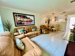 5161 W Oakland Park Boulevard 206, Lauderdale Lakes FL 33313