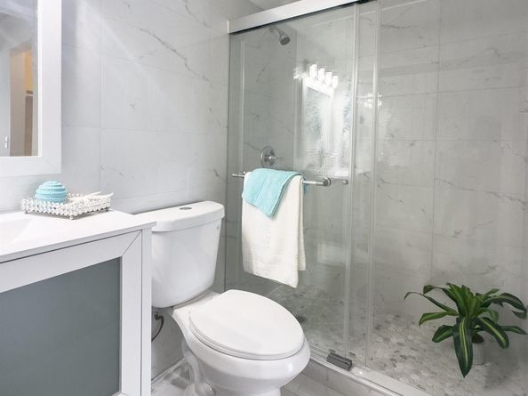 1502 S Lakeside Drive 410, Lake Worth Beach FL 33460