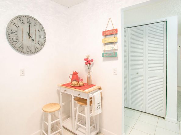 1502 S Lakeside Drive 410, Lake Worth Beach FL 33460